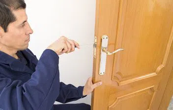 Locksmith Master Shop Middletown, OH 513-323-3104 - 4-Locksmith-Help